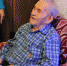 Ветерану Виктору Баранову вручили юбилейный знак в честь 85-летия Орловщины - Администрация города