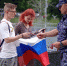 Накануне Дня России росгвардейцы раздали орловцам ленточки-триколор - Росгвардия
