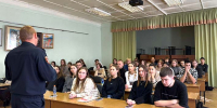 В Орле росгвардейцы ведут профилактическую работу по антитеррору со студентами - Росгвардия