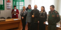 Благочинный храмов Мценского округа благословил новобранцев - Орловская и Ливенская епархия