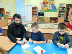 Сотрудники сектора дошкольных образовательных учреждений епархиального отдела продолжают занятия с малышами