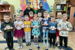 Сотрудники сектора дошкольных образовательных учреждений епархиального отдела продолжают занятия с малышами