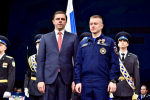 В канун 23 февраля Клычков вручил награды орловцам