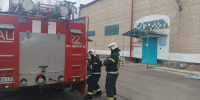 Орловские пожарные отработали действия при ЧП в сельской спортшколе - Комсомольская Правда