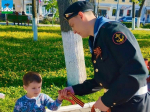 Георгиевские ленточки раздают в Орле
