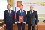 В благодарность за преданность Родине