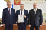 В благодарность за преданность Родине