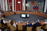 Вместе создаём историю: региональный парламент Орловщины встречает День российского парламентаризма