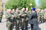 Председатель епархиального отдела по взаимодействию с Вооружёнными силами и правоохранительными органами протоиерей Сергий Гаврюшин принял участие в торжественной церемонии приведения к военной присяге молодых воинов весеннего призыва в войсковой части 03013. 24 мая 2025 года.