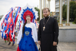 В День памяти святых Петра и Февронии Муромских, покровителей семьи и брака, Орёл присоединился к Всероссийской акции «Парад Семьи». 8 июля 2025 года.