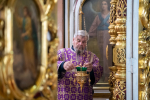В день Происхождения (изнесения) Честных Древ Животворящего Креста Господня, празднования Всемилостивому Спасу и Пресвятой Богородице, митрополит Орловский и Болховский Тихон совершил Божественную литургию в Свято-Троицком храме города Орла. 14 августа 2025 года.
