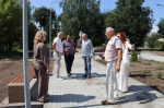 В Хотынецком районе продолжено благоустройство территорий и ремонт дорог