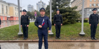 Исполняющий обязанности  руководителя следственного управления Следственного комитета России по Орловской области и сотрудники следственного управления приняли участие в торжественных мероприятиях, посвященных Дню Государственного флага России - Следственный комитет