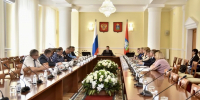 В орловском правительстве обсудили вопросы борьбы с оборотом наркотиков - Комсомольская Правда