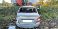 В Орловской области водитель погиб при опрокидывании автомобиля - Орловский Вестник