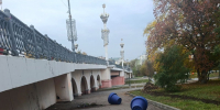 Вандалы уничтожают цветочные вазоны в центре Орла - РИА 57