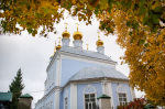 В канун Недели 18-й по Пятидесятнице, Обре́тения мощей святителя Иоанна, архиепископа Шанхайского и Сан-Францисского, митрополит Орловский и Болховский Тихон совершил всенощное бдение в Ахтырском кафедральном соборе города Орла. 11 октября 2025 года.