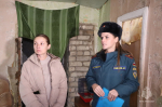 Безопасность начинается дома: сотрудники МЧС России провели рейд по местам проживания многодетных семей