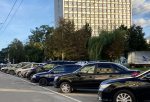 Выдвинута инициатива о бесплатной парковке для многодетных семей по всей стране