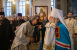 В праздник Собора Архистратига Михаила и прочих Небесных Сил бесплотных. Архангелов Гавриила, Рафаила, Урии́ла, Селафии́ла, Иегудии́ла, Варахиила и Иеремиила, митрополит Орловский и Болховский Тихон возглавил Божественную Литургию в Успенском (Михаило-Архангельском) соборе города Орла. 21 ноября 2025 года.