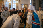 В праздник Собора Архистратига Михаила и прочих Небесных Сил бесплотных. Архангелов Гавриила, Рафаила, Урии́ла, Селафии́ла, Иегудии́ла, Варахиила и Иеремиила, митрополит Орловский и Болховский Тихон возглавил Божественную Литургию в Успенском (Михаило-Архангельском) соборе города Орла. 21 ноября 2025 года.
