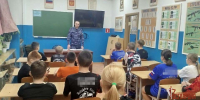 Росгвардеец рассказал о своей службе воспитанникам «Центра «Десантник» - Росгвардия