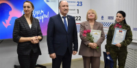 Леонид Музалевский вручил награды матерям и жёнам участников СВО - InfoOrel.Ru