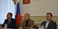 На заседании комитета по промышленности и ЖКХ обсудили работу УК и утвердили вопрос к отчету Губернатора - Совет народных депутатов