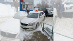 В Орле водитель полностью заблокировал подъезд к травмпункту