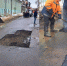В Орле начали латать ямы литым асфальтом - Орловский Вестник