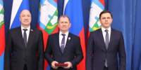Награды работникам агропромышленного комплекса вручил Губернатор Орловской области Клычков А. Е. - Департамент сельского хозяйства