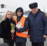 В Орловской области инспекторы ГИБДД поздравили женщин-водителей с 8 Марта - Орловский Вестник