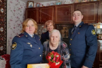 Сотрудники УФСИН России по Орловской области поздравили женщин с Международным женским днем