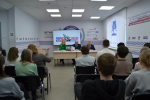 Депутаты облсовета провели встречу со студентами, посвященную Году единства народов России