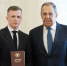 Сергей Лавров вручил орловскому участнику СВО диплом - OrelGrad.Ru