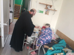 Настоятель Вознесенского храма поздравил пожилых подопечных с Пасхой Христовой