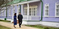 Губернатор Клычков купил билет на экскурсию по «Спасскому-Лутовиново» - OrelTimes.Ru