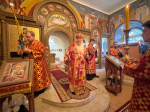 В канун Недели 5-й по Пасхе, о самаряныне, митрополит Орловский и Болховский Тихон совершил всенощное бдение в Троице-Васильевском храме города Орла. 9 мая 2026 года