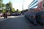 Председатель епархиального отдела по взаимодействию с правоохранительными органами иерей Евгений Щенников благословил сотрудников УМВД России по Орловской области на шестимесячную служебную командировку в Северо-Кавказский федеральный округ. 20 июня 2026 года, г.Орел