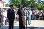 Председатель епархиального отдела по взаимодействию с правоохранительными органами иерей Евгений Щенников благословил сотрудников УМВД России по Орловской области на шестимесячную служебную командировку в Северо-Кавказский федеральный округ. 20 июня 2026 года, г.Орел