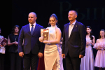Депутаты областного Совета поздравили выпускников Орловского медколледжа
