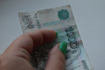 Орловчанка заплатит штраф за попытку дать взятку судебному приставу