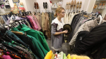 Россияне переключились на подержанные вещи и прокат